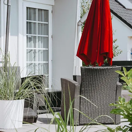 Dom wakacyjny Ferienhaeuser Insel Usedom Haus Mila 6 - Blick Aufs Achterwasser! Whirlpool Und Sauna *