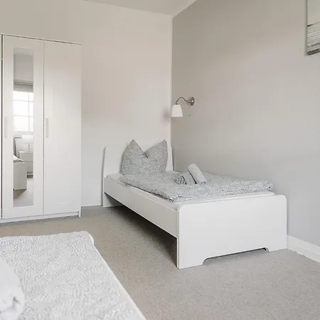 Ferienhaeuser Insel Usedom Haus Mila 6 - Blick Aufs Achterwasser! Whirlpool Und Sauna * Lutow