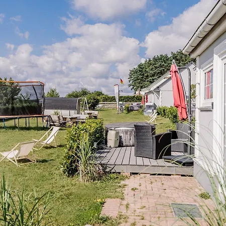 Dom wakacyjny Ferienhaeuser Insel Usedom Haus Mila 6 - Blick Aufs Achterwasser! Whirlpool Und Sauna *